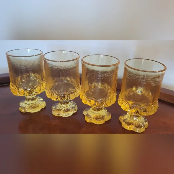 Vintage 1970s Tiffin Franciscan Madeira Cornsilk Yellow Glass Drinkware 4 Pieces - Picture 4 of 10